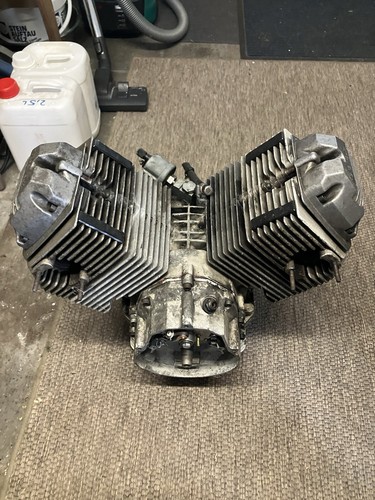 Moto guzzi v65 motor - moto,