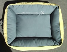 Katzenkorb, Katzenbett -- gelb-grau, Länge/ Breite circa 70cm x 50cm