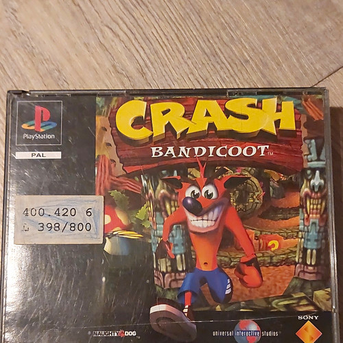 Crash bandicoot sony - crash,