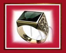 Ring-Herrenring–Siegelring  5,86 g  333 Gold Gr. 63 ½ bis 64 + Manchettenknöpfe