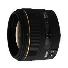 Sigma 30mm F1.4 EX DC HSM for