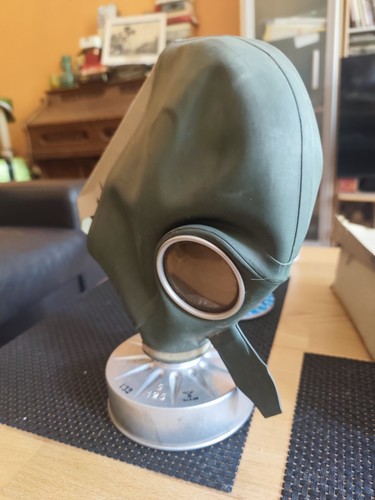 Die deutsche volksgasmaske - ,
