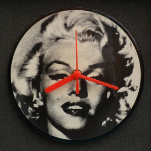 Marilyn monroe clock desk - monroe,