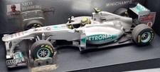Modellautos 1:18 Minichamps Mercedes GP Petronas F1 MGP W02 #8 Rosberg 2011 OVP
