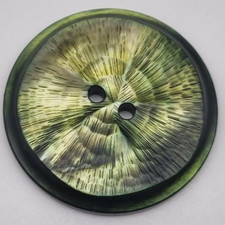 Grüner Perlmutt 2-Loch-Knopf 25-38 mm Ziseliert / Mother-of-Pearl Button MOP E78