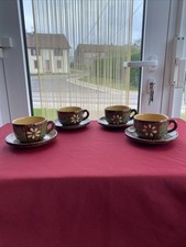 4 Tassen Mit Untertassen