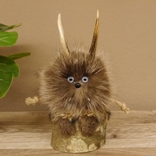 Wolpertinger Wolpi Mini Präparat taxidermy flieder/lila Augen H 23 cm 86.1.1.42