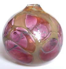 Eine zarte vase aus glas - eine,
