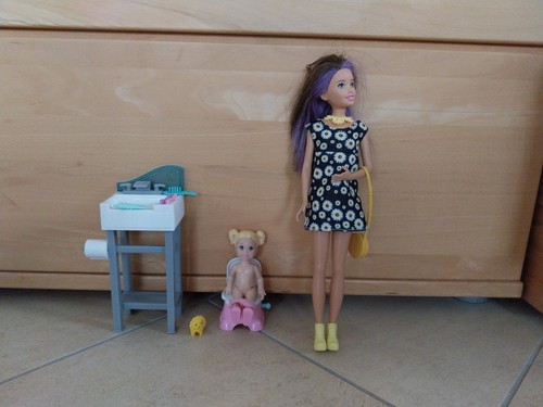Barbie skipper mit kind - barbie,