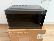LG Mikrowelle MH6565CPB mit