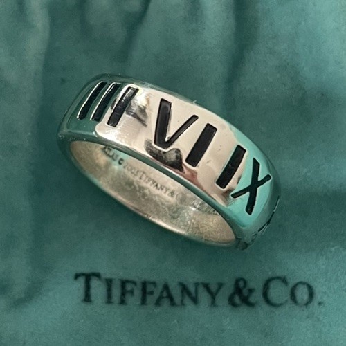 Tiffany co atlas - &,