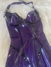 Lila Latex Abendkleid Lang