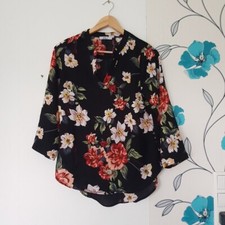Hailys Taft Bluse Gr. M , Schwarz Blumen