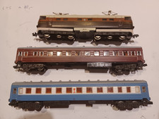 E-Lok Tsch4 092 und 2 Weitstreckenwagen der SZD von Piko in Nenngröß N