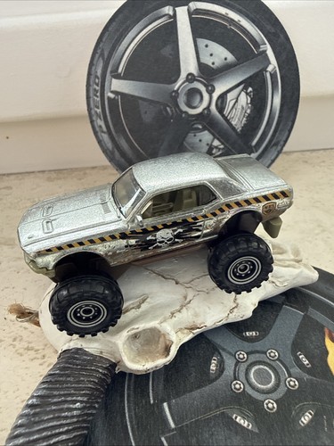 Matchbox ford mustang - matchbox, ‘68