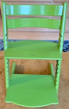Original Stokke Tripp Trapp Hochstuhl in grün/newbornfähig/mit Zubehör!!!