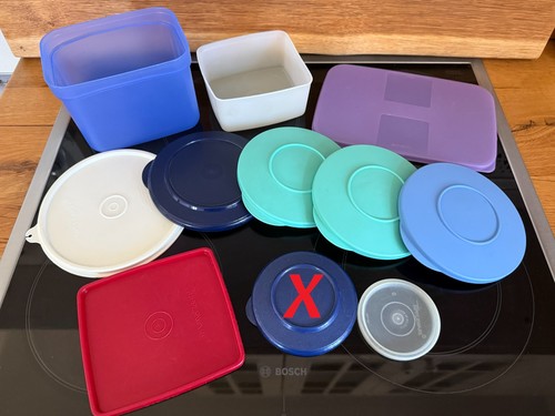Tupperware blauer runder