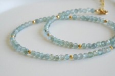 Klare hellblaue Apatit