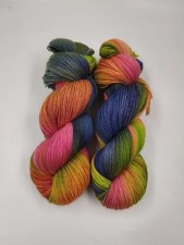 handgefärbte Sockenwolle 4