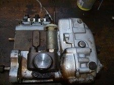 Einspritzpumpe von Bosch  IHC MC Cormick D320  gebraucht