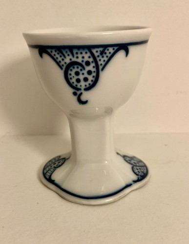 Alter eierbecher blaues muster - alter,