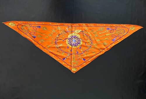 Hermès tuch triangle les - hermès,