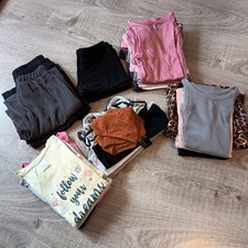 33 teiliges Kleiderpaket für