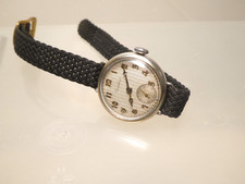 30-50er Jahre Damenarmbanduhr