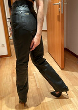 hot, black & sexy LINUS 5