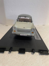 Trabant Modellauto SunStar 1:18