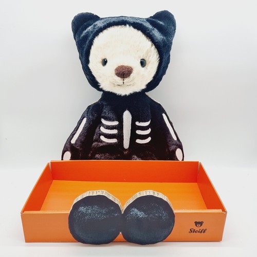 Steiff halloween display - halloween,
