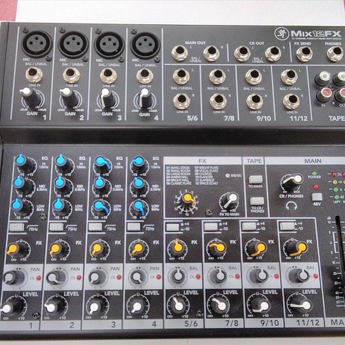 Mackie mlx12fx analog - analog, mixer