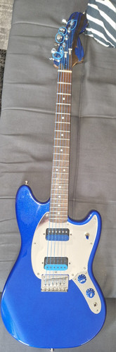 Squier fender mustang - by,