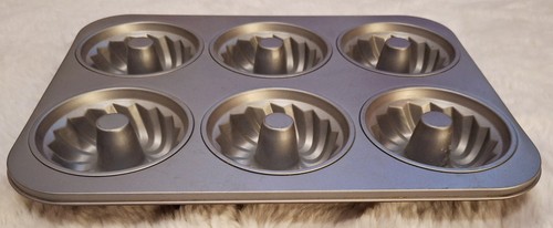 Wie neu metall backform für - metall,