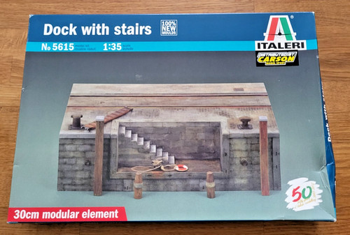 Dock with stairs italeri 72 - dock, 1:72