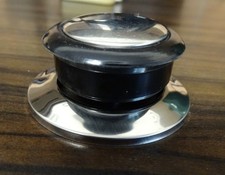 Neuer Knauf für Topfdeckel