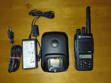 Motorola DP 2600 UHF mit Zubehör