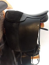 Gangpferdesattel Feldmann schwarz 18" Profi Tölt Pass flach Leder 