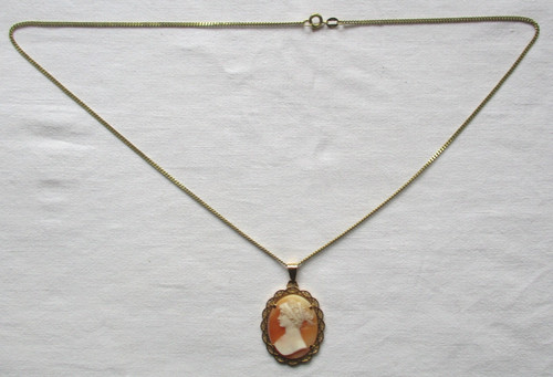 Wunderbare kette mit anhänger - wunderbare,
