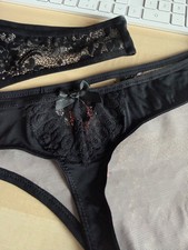 Hunkemöller, 2 Strings aus