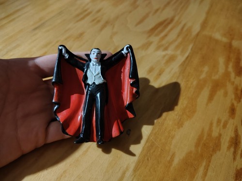 Universal monsters dracula - -,