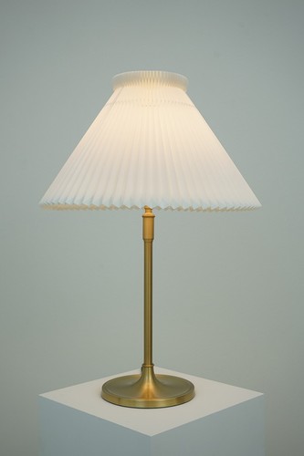 Klint 328 39 - le, tischlampe