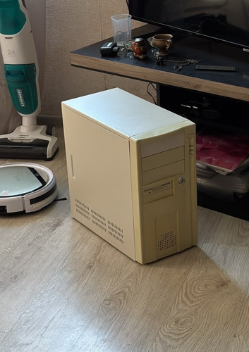 Vintage 2002 retro case - vintage,