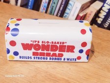 NICE VINTAGE  PLASTIC  WONDER