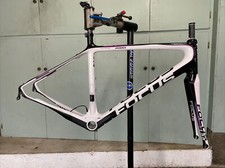 Focus Izalco Donna Medium