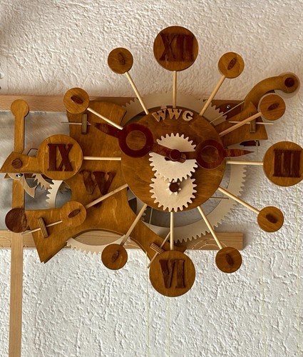 Mechanische holz wanduhr - holz-wanduhr, mit