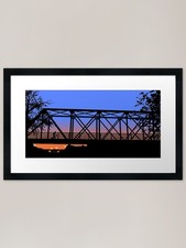 One tree hill bridge - one, gerahmte
