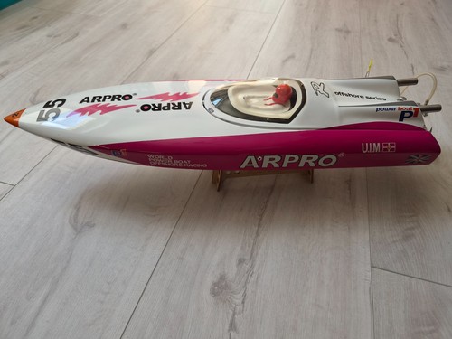 Arpro brushless rennboot - arpro,