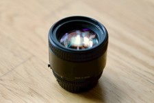 Nikon Nikkor AF D  f/1.8 85mm