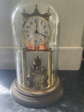 400 Tage Torsions Jubiläumsuhr